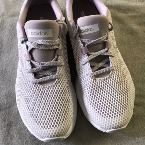 Brand new ADIDAS - Picture 4 of 4